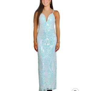 Beautiful prom dress.